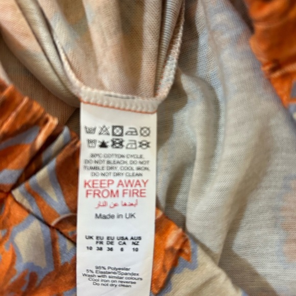 NWT- PrettyLittleThing orange floral print wide-leg pants. - Picture 7 of 8